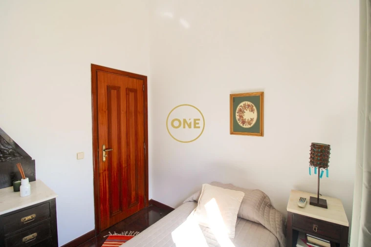 Moradia T4 para Venda em Caniço Foto 40