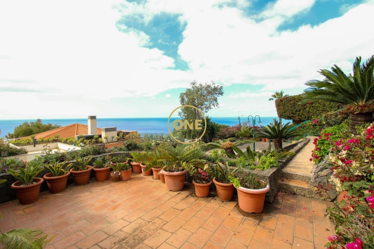 Moradia T4 para Venda em Caniço Foto 63