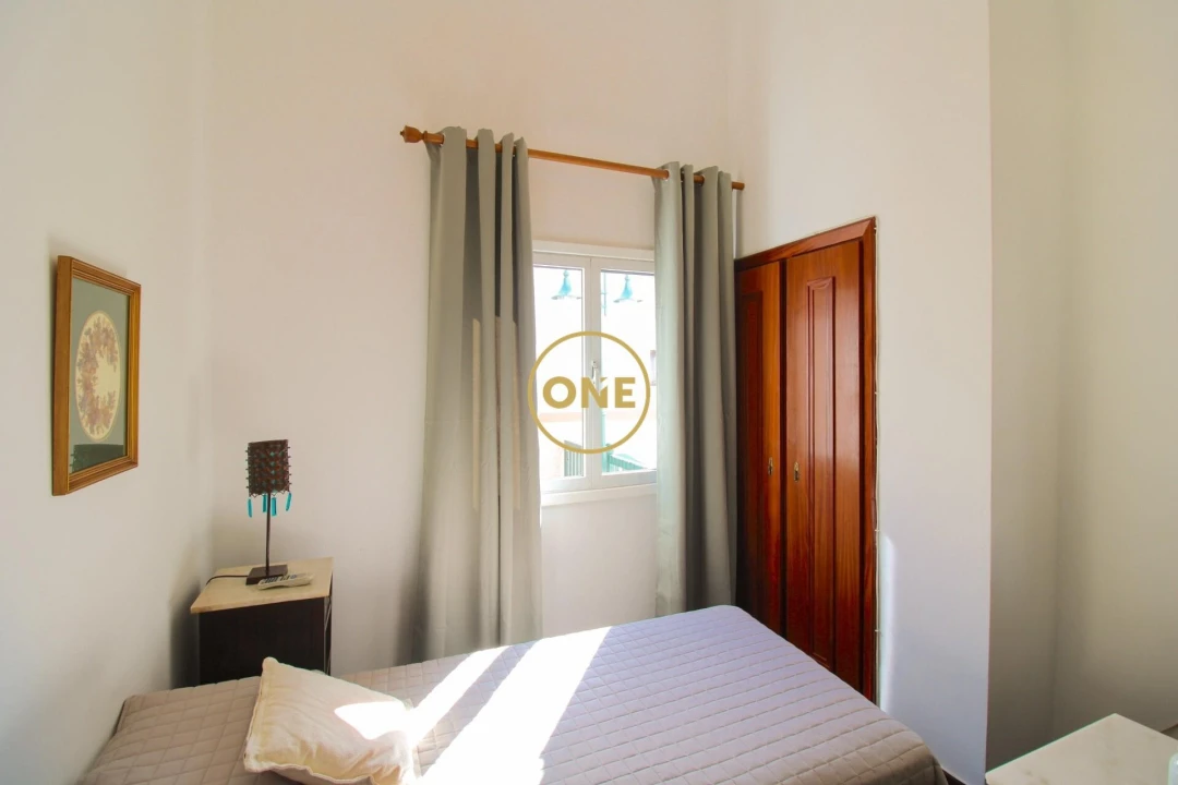 Moradia T4 para Venda em Caniço Foto 38