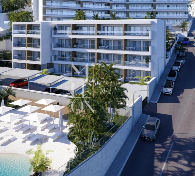 Apartamento T1 para Venda em Arco da Calheta Foto 7