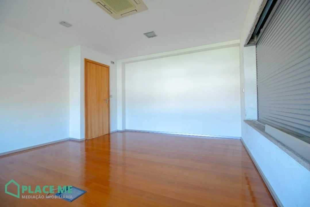 Moradia T3 para Venda em Vila Verde e Barbudo Foto 23