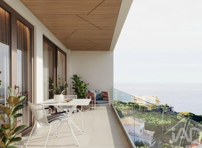 Apartamento T2 para Venda em Arco da Calheta Foto 8