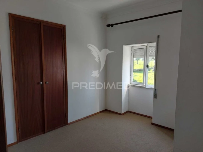 Moradia T2 para Venda em Mesquitela Foto 4
