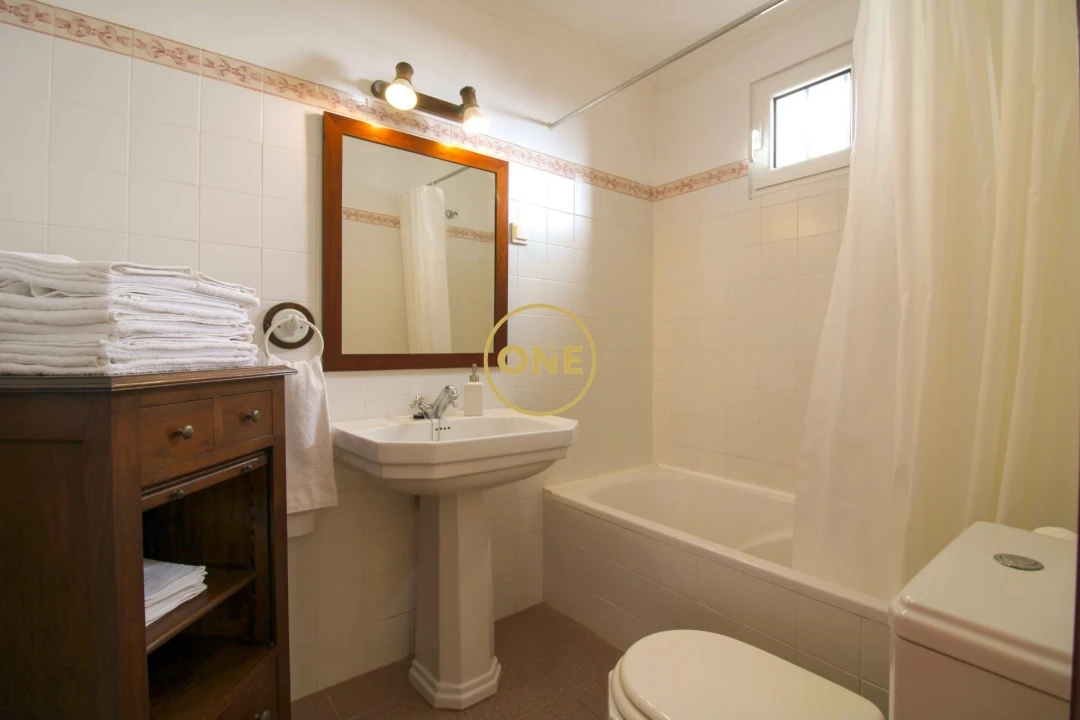 Moradia T5 para Venda em Canhas Foto 19