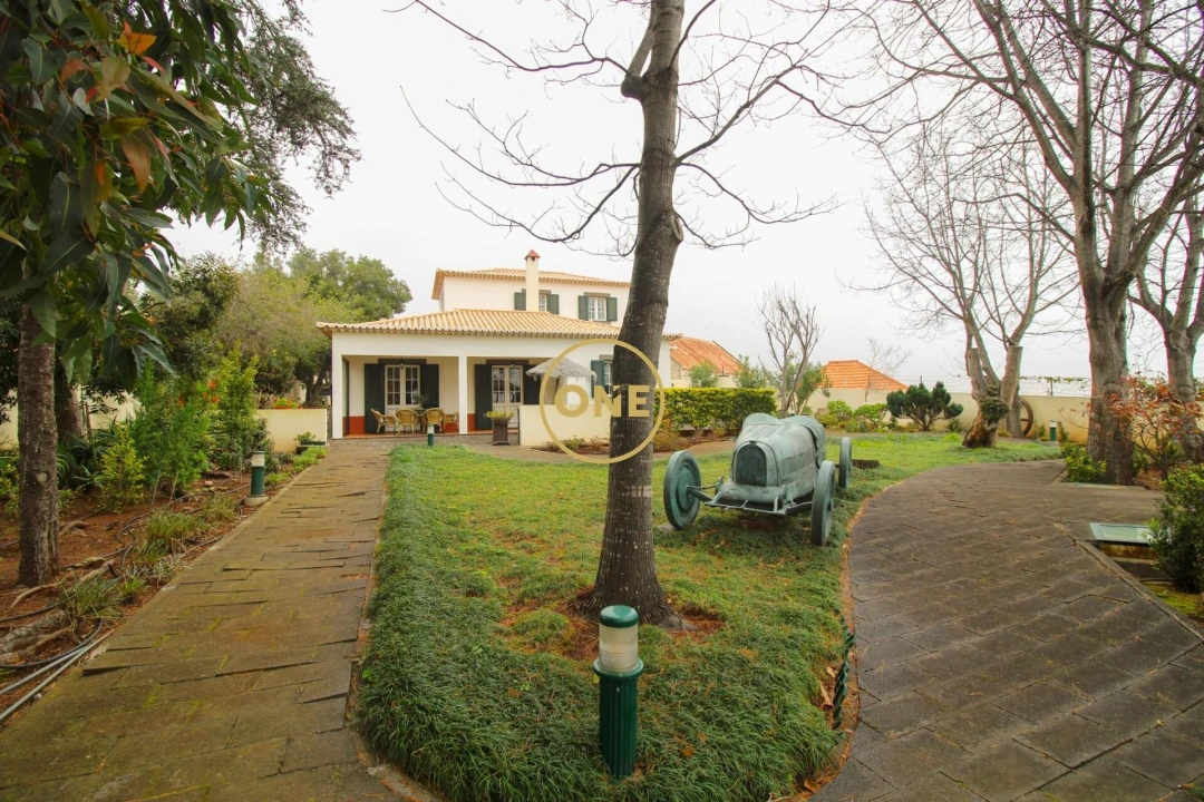 Moradia T5 para Venda em Canhas Foto 43