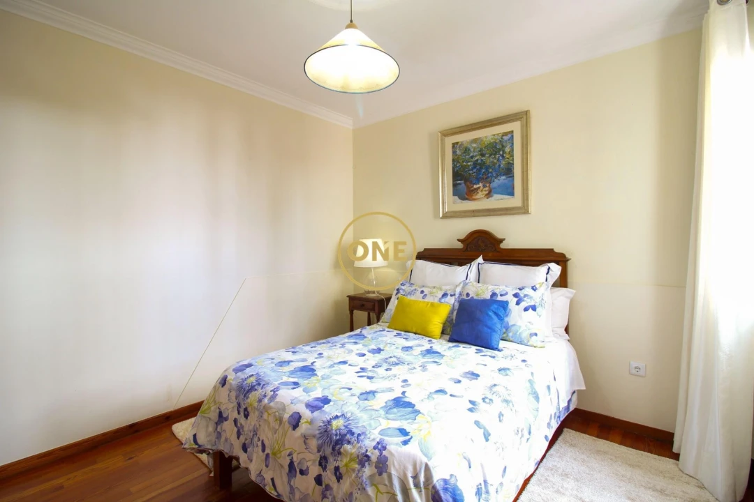 Moradia T5 para Venda em Canhas Foto 23