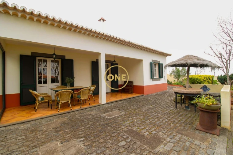 Moradia T5 para Venda em Canhas Foto 42