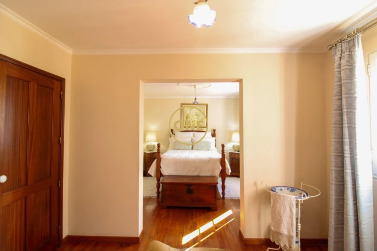 Moradia T5 para Venda em Canhas Foto 32