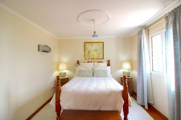 Moradia T5 para Venda em Canhas Foto 34