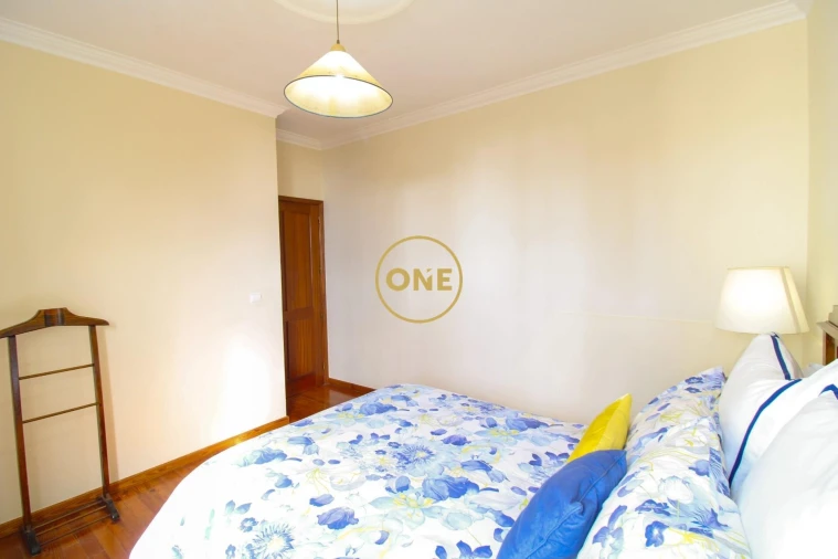 Moradia T5 para Venda em Canhas Foto 24