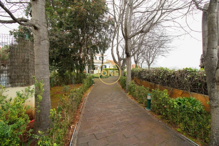 Moradia T5 para Venda em Canhas Foto 55