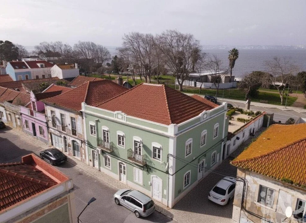 Prédio para Venda em Barreiro e Lavradio Foto 24