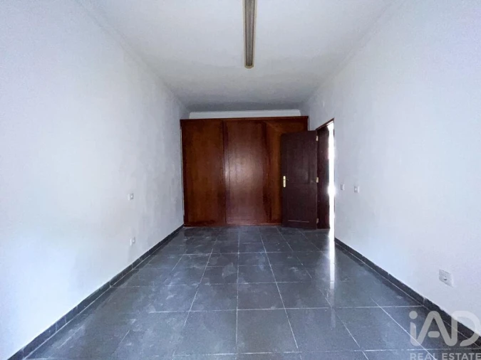 Prédio para Venda em Barreiro e Lavradio Foto 18