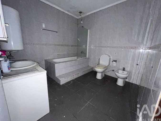 Prédio para Venda em Barreiro e Lavradio Foto 10