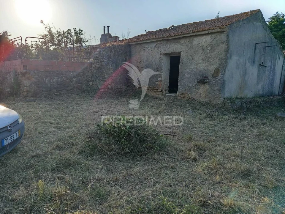 Moradia T2 para Venda em Roliça Foto 4