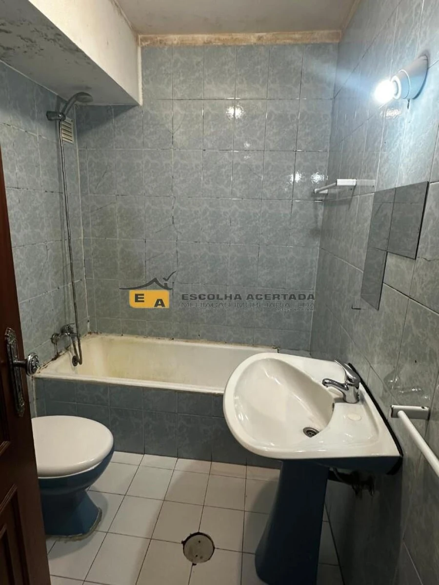 Apartamento T2 para Venda em Rio Tinto Foto 11