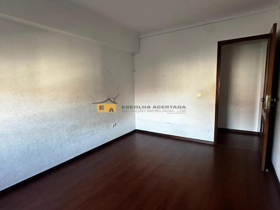 Apartamento T2 para Venda em Rio Tinto Foto 8