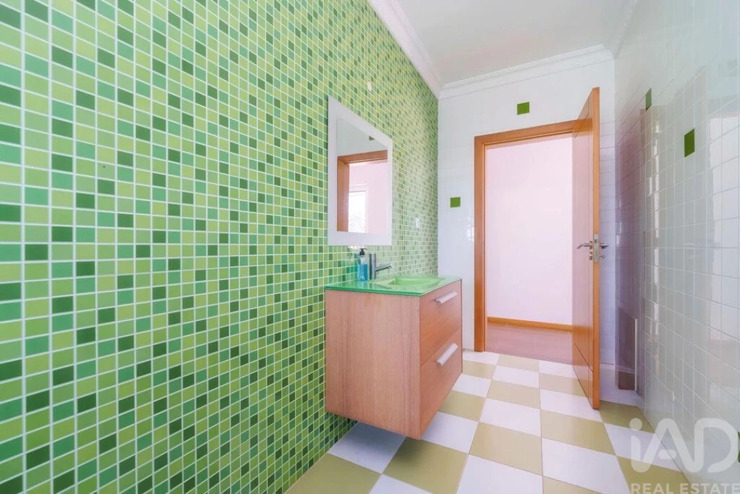 Moradia T3 para Venda em Santa Barbara de Nexe Foto 31