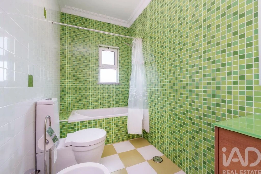 Moradia T3 para Venda em Santa Barbara de Nexe Foto 30