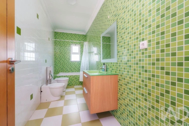 Moradia T3 para Venda em Santa Barbara de Nexe Foto 32