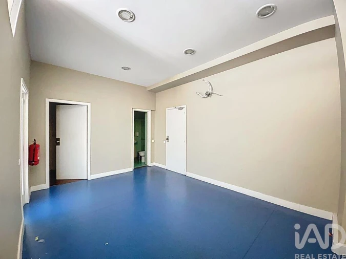 Loja para Venda em Lordelo do Ouro e Massarelos Foto 7