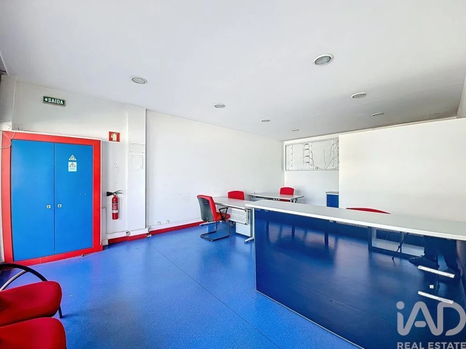 Loja para Venda em Lordelo do Ouro e Massarelos Foto 5