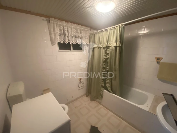 Moradia T2 para Venda em Rosais Foto 11