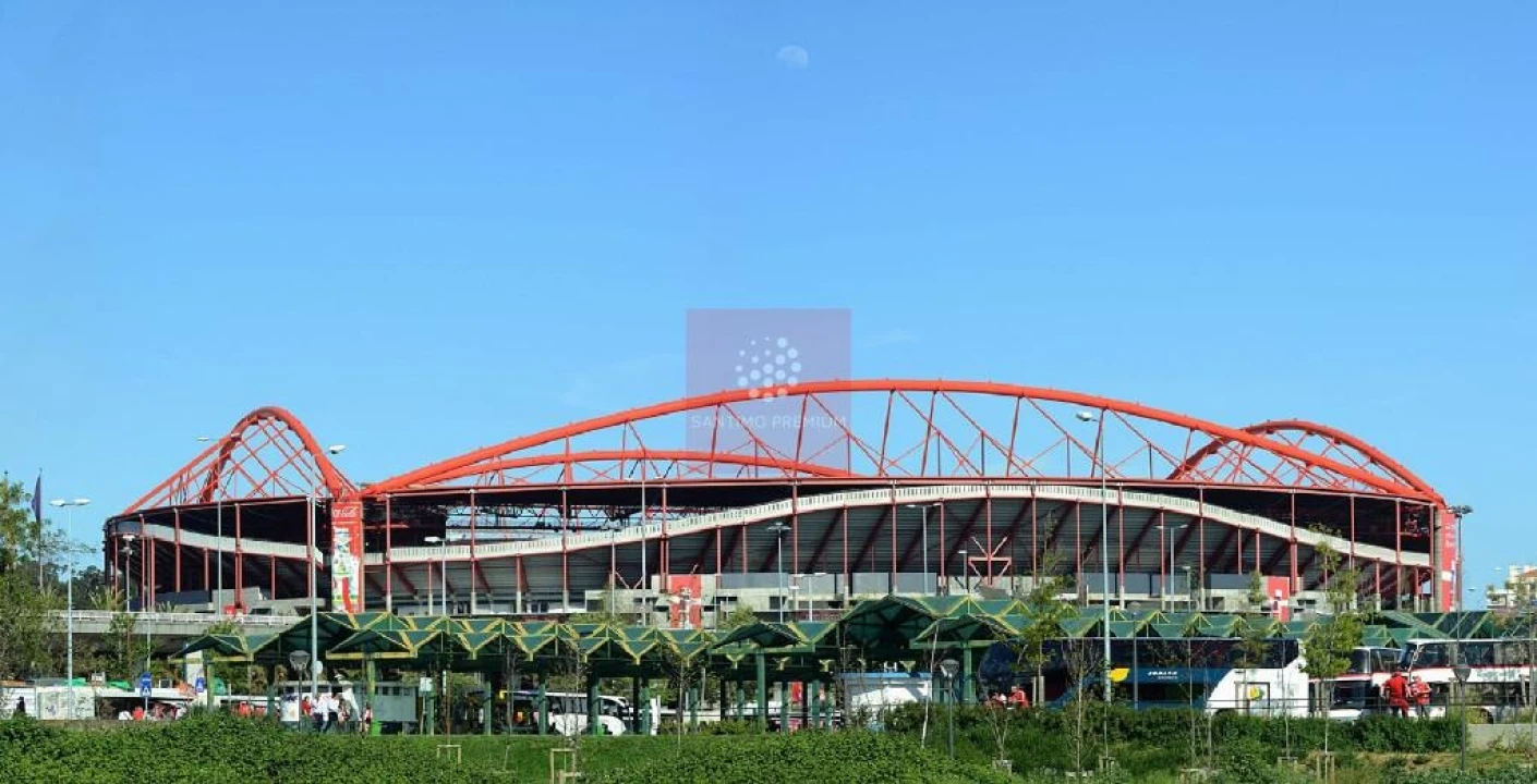 Apartamento T2 para Venda em Benfica Foto 23