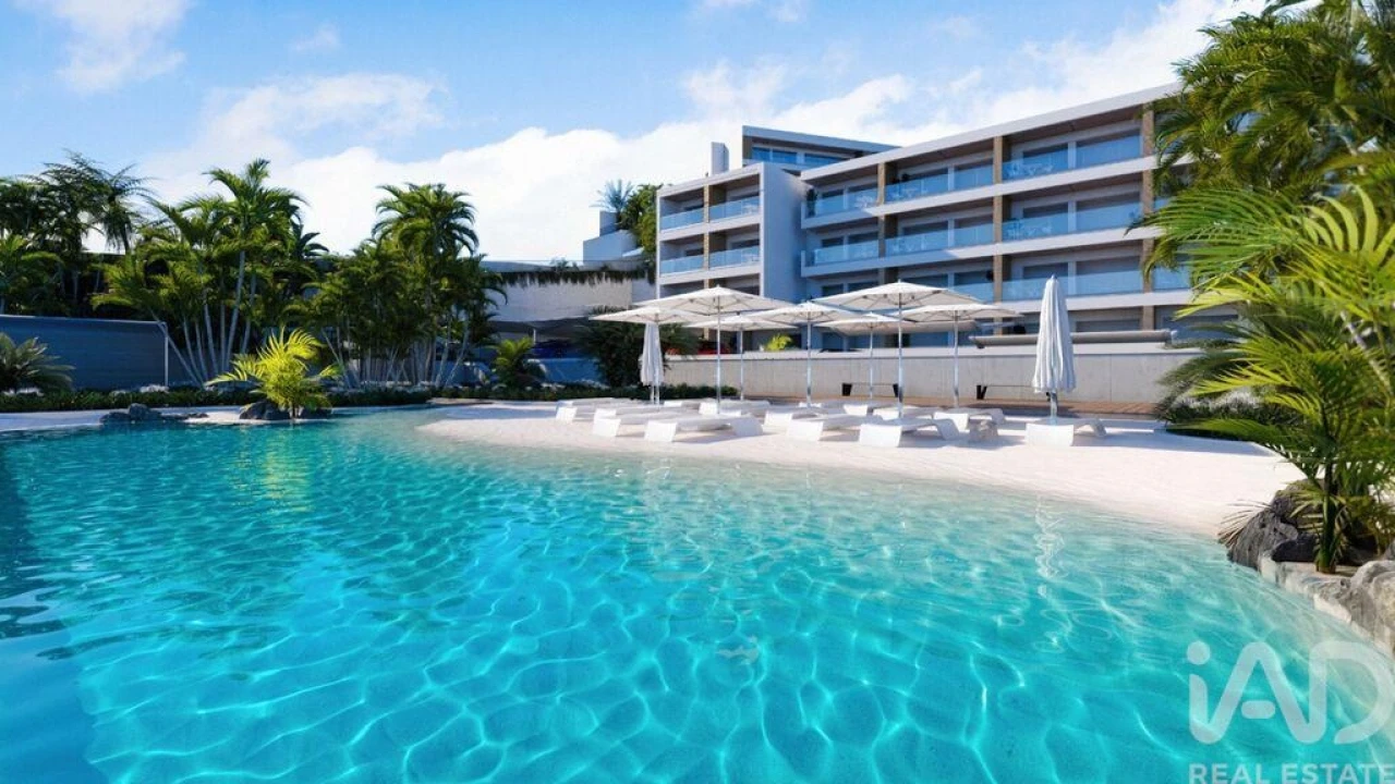 Apartamento T1 para Venda em Arco da Calheta Foto 14