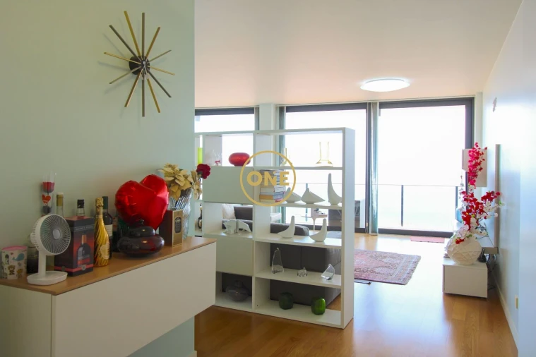 Moradia T3 para Venda em Caniço Foto 3