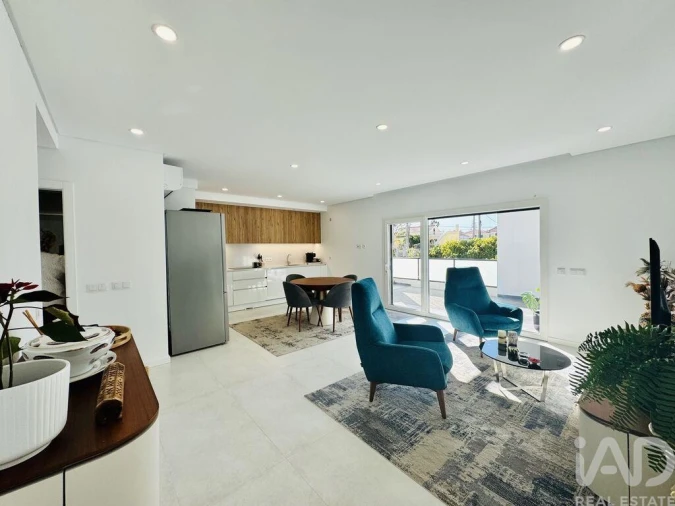 Moradia T3 para Venda em Setubal (São Sebastião) Foto 1