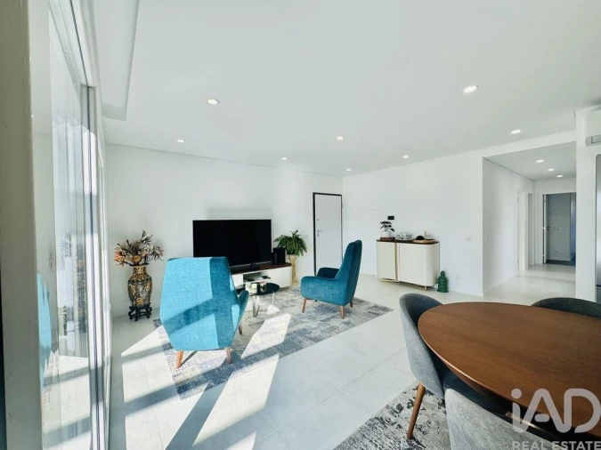 Moradia T3 para Venda em Setubal (São Sebastião) Foto 2