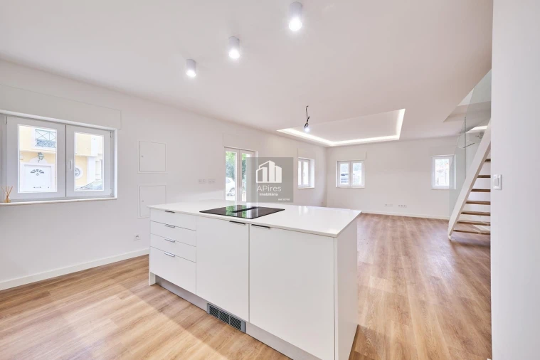 Moradia T3 para Venda em Caparica e Trafaria Foto 4