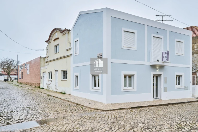 Moradia T3 para Venda em Caparica e Trafaria Foto 1