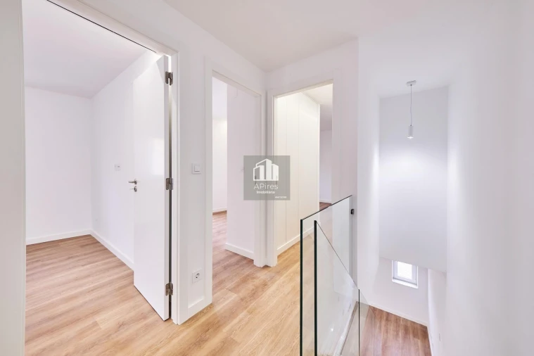 Moradia T3 para Venda em Caparica e Trafaria Foto 18