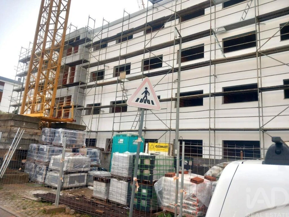 Apartamento T3 para Venda em Portimão Foto 6