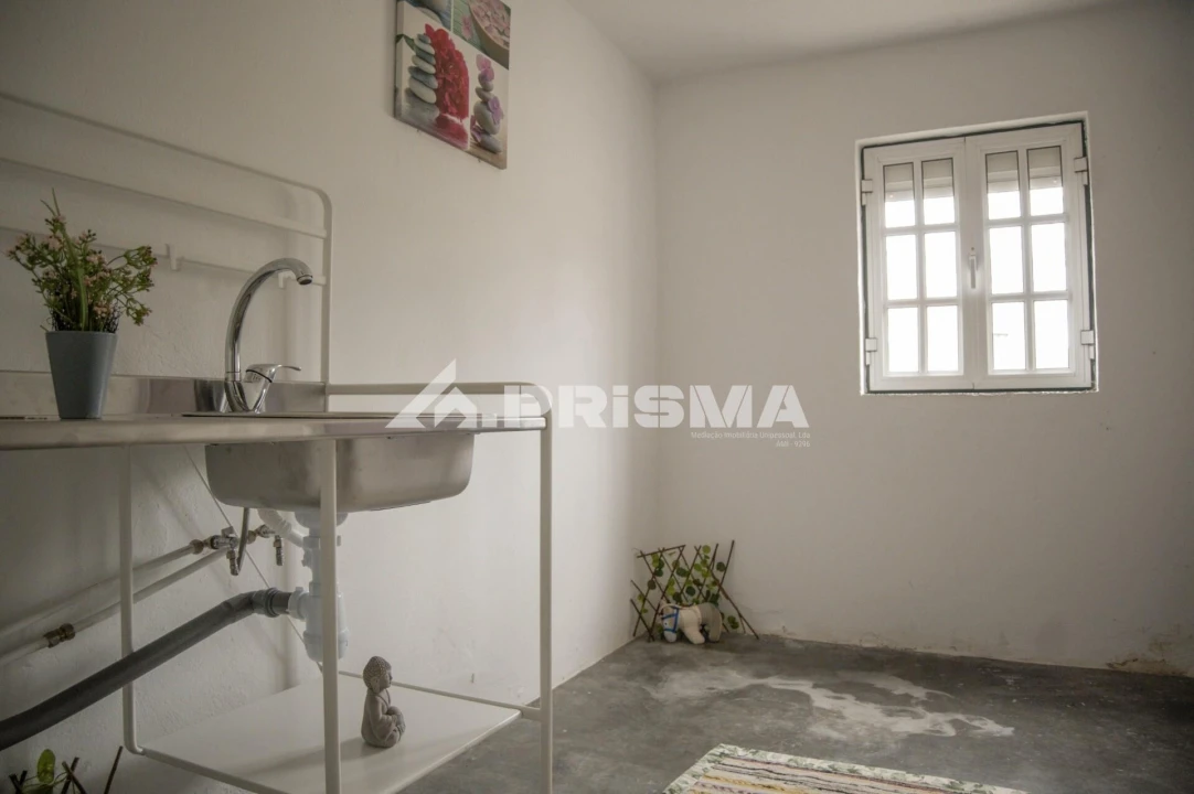 Moradia T5 para Venda em Ladoeiro Foto 2