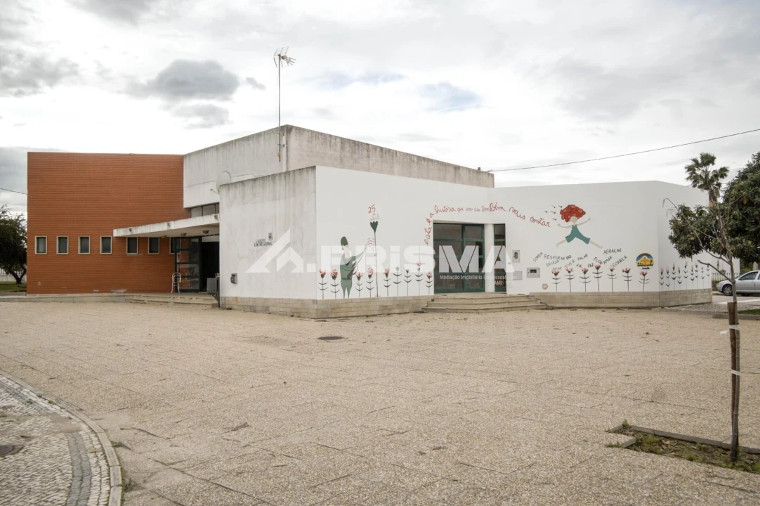 Moradia T5 para Venda em Ladoeiro Foto 32