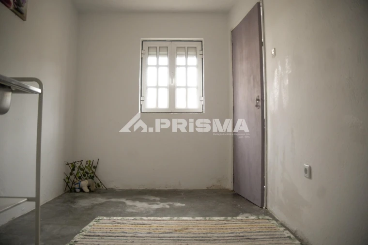 Moradia T5 para Venda em Ladoeiro Foto 3