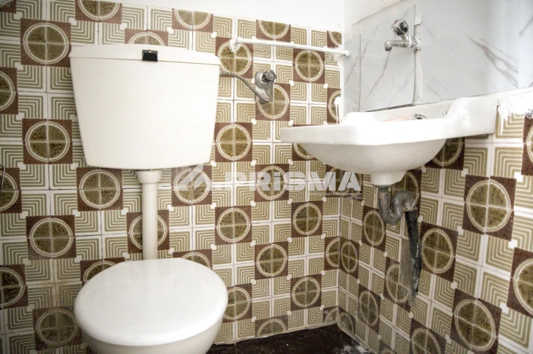 Moradia T5 para Venda em Ladoeiro Foto 8