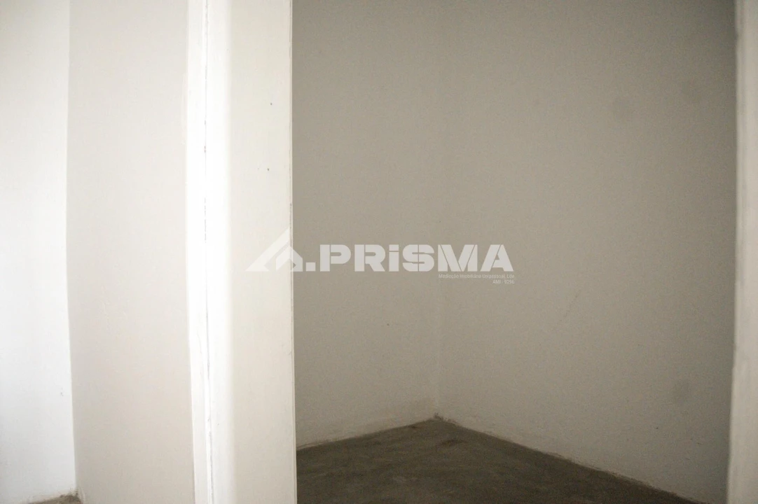 Moradia T5 para Venda em Ladoeiro Foto 11