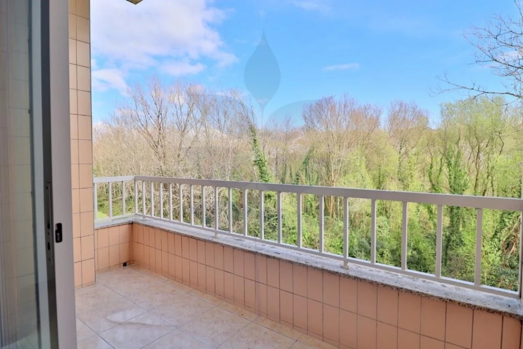 Apartamento T2 para Venda em Palmeira Foto 9