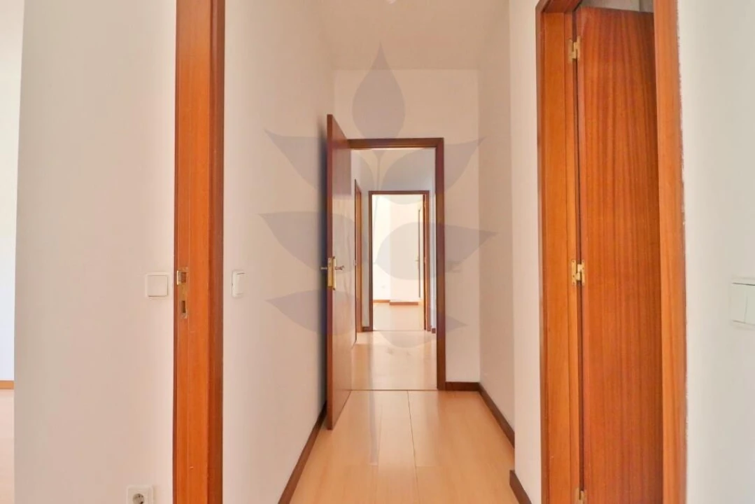 Apartamento T2 para Venda em Palmeira Foto 19