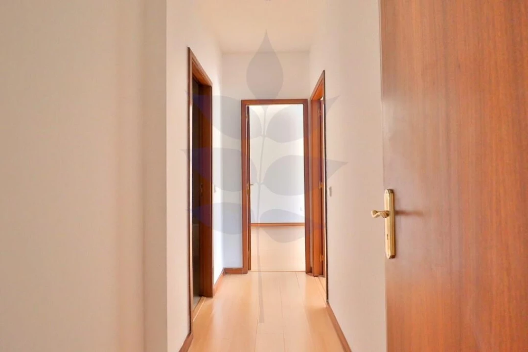 Apartamento T2 para Venda em Palmeira Foto 11