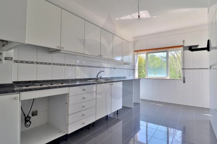 Apartamento T2 para Venda em Palmeira Foto 3