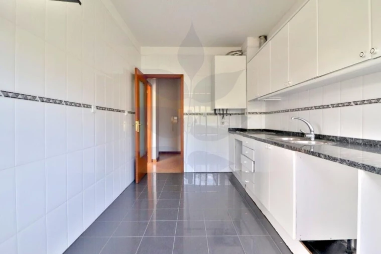 Apartamento T2 para Venda em Palmeira Foto 11