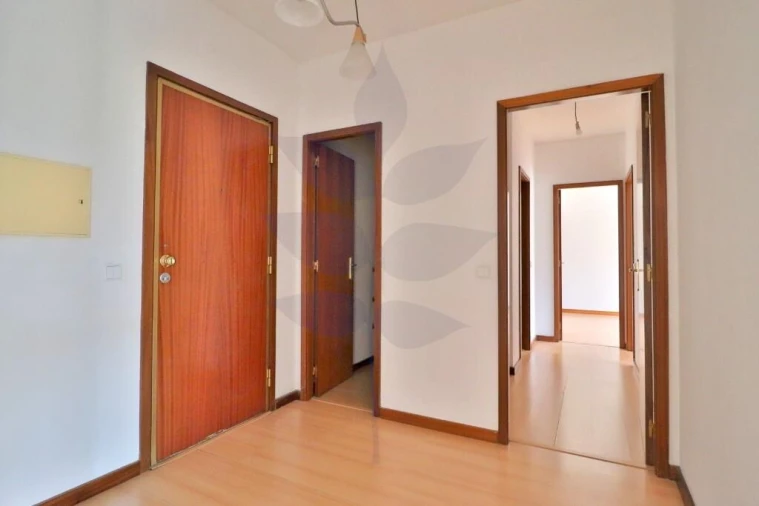 Apartamento T2 para Venda em Palmeira Foto 14