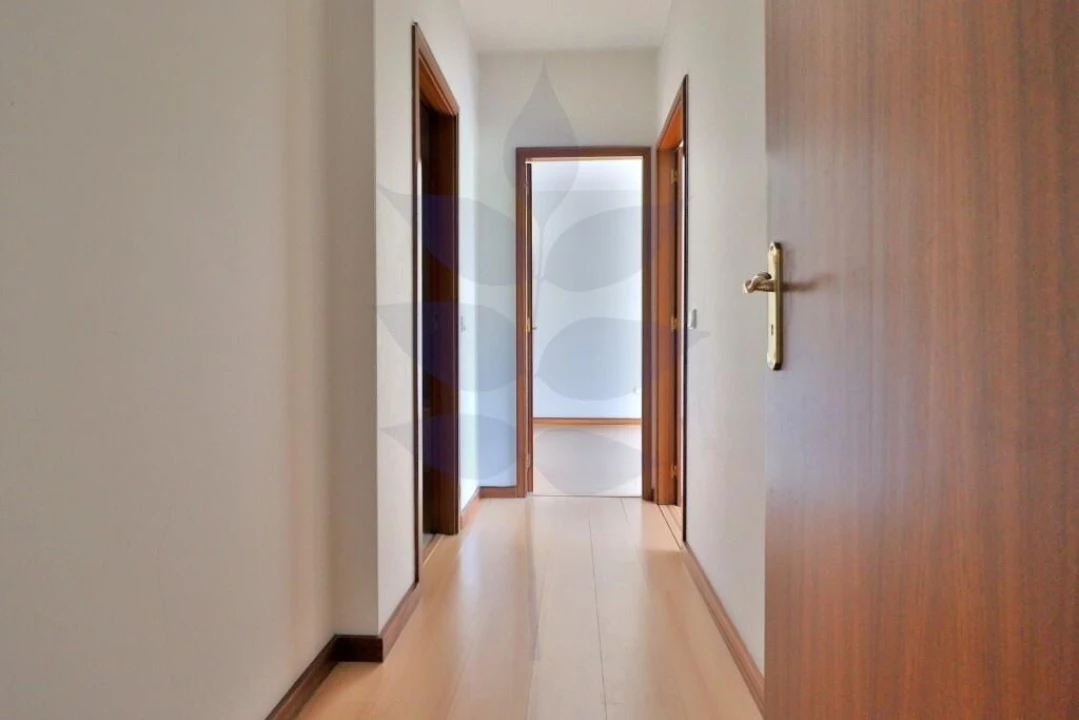 Apartamento T2 para Venda em Palmeira Foto 17