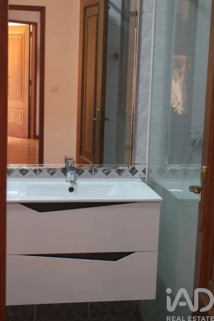 Apartamento T3 para Arrendamento em Vila Nova de Famalicão e Calendário Foto 4