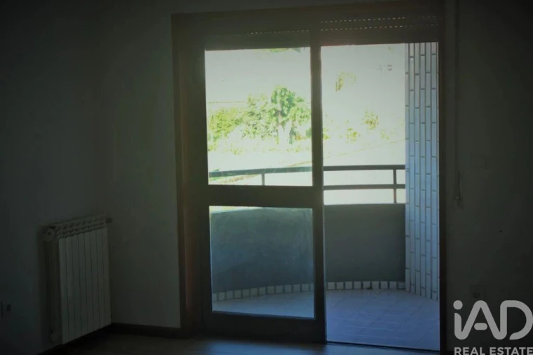 Apartamento T3 para Arrendamento em Vila Nova de Famalicão e Calendário Foto 7